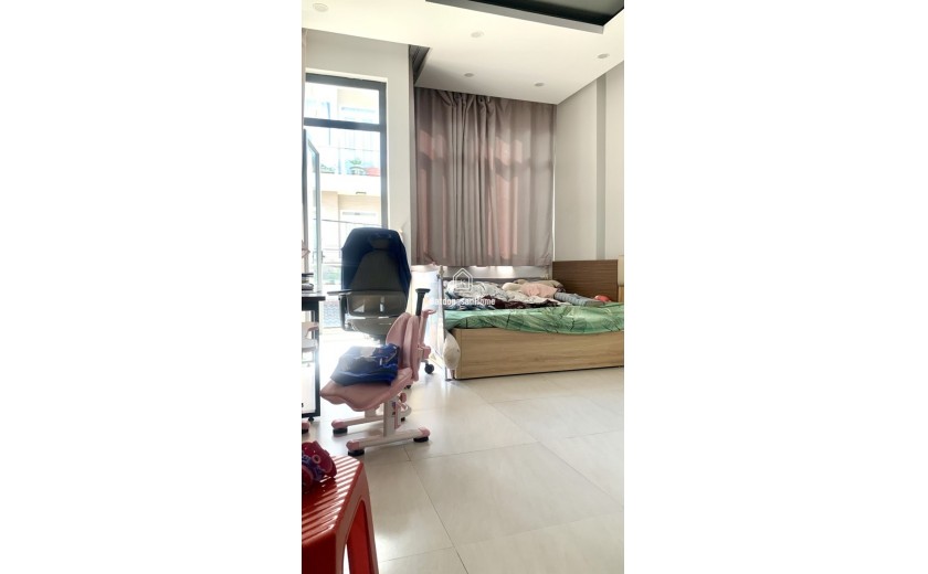 Bán nhà đường Lò Lu, Trường Thạnh, Q9,TP HCM, DT 68m2, 3 tầng, 4PN, SH, giá 6.65 tỷ.