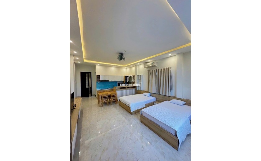 Bán căn hộ mặt tiền Trường Sa – View biển – 9 phòng full nội thất, thu nhập ổn định