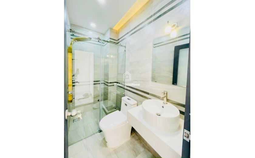 Bán nhà đường 49 Hiệp Bình Chánh, Thủ Đức. 5x19m, 5 tầng, 4PN, SH. Giá 10.6 tỷ.