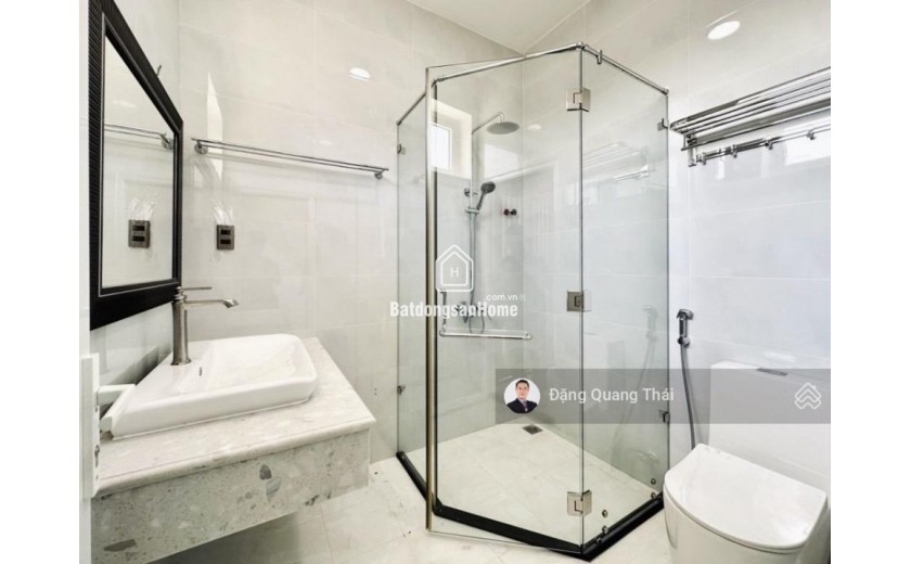 Giáp Quận 1! Siêu phẩm Điện Biên Phủ - 64m2 - 4.3x15 vuông - 5 tầng BTCT - 10.9 tỷ - P15 Bình Thạnh