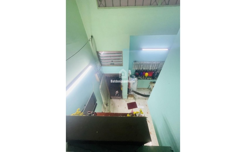 BÁN NHÀ NHỎ QUẬN 2 PHƯỜNG CÁT LÁI CHỈ NHỈNH 3 TỶ PHÙ HỢP GIA ĐÌNH NHỎ