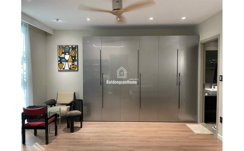 Vip!! Bán Nhà 5 Tầng Mặt Phố Quốc Tử Gíam, Cho Thuê 500 Triệu/Năm, 41m2, Gía 22,5 Tỷ.