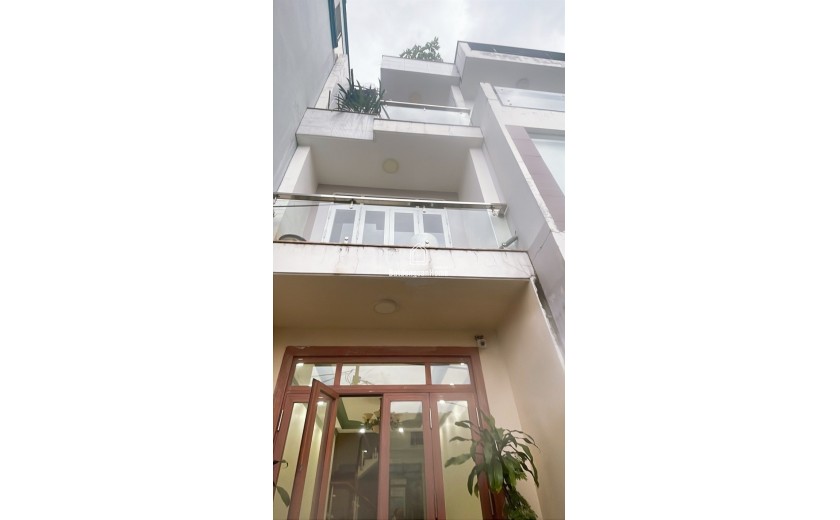 Bán nhà riêng 4 tầng, 70m2, đường Hồ Văn Tư, Thủ Đức, TP HCM. Sổ hồng, 4PN, 5.7 tỷ.