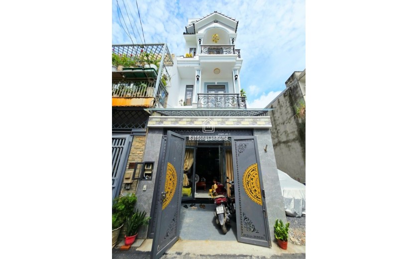 Bán nhà đường Lò Lu, Trường Thạnh, Q9. TP HCM, DT 60m2, 4 tầng, SH, 6.55  tỷ. LH: 0933125879