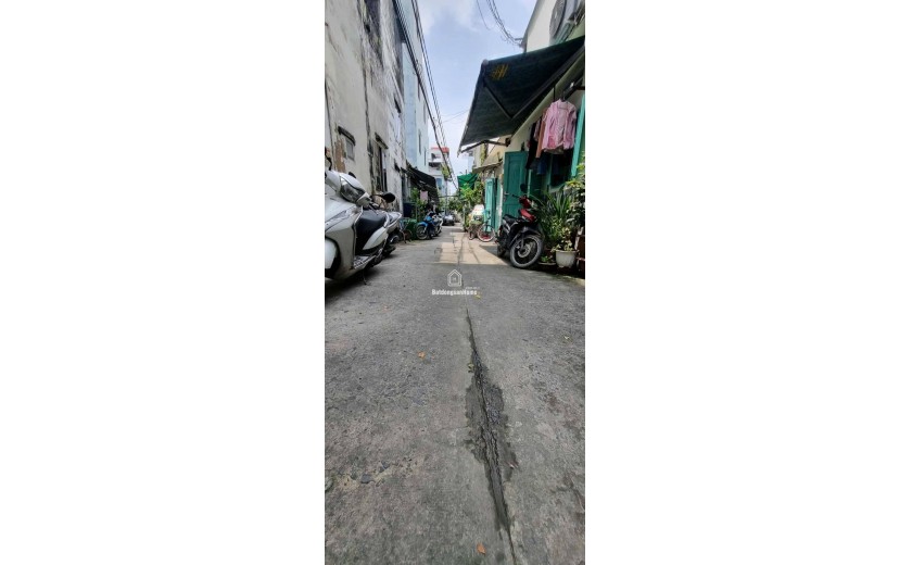 NHÀ NGAY BỐN XÃ GIÁP TÂN PHÚ 43M2 (3.7X12) 2 TẦNG CÒN Ở TỐT, HXH ĐỖ CỬA. BTĐ, BÌNH TÂN.