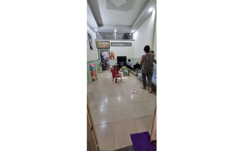NHÀ NGAY BỐN XÃ GIÁP TÂN PHÚ 43M2 (3.7X12) 2 TẦNG CÒN Ở TỐT, HXH ĐỖ CỬA. BTĐ, BÌNH TÂN.
