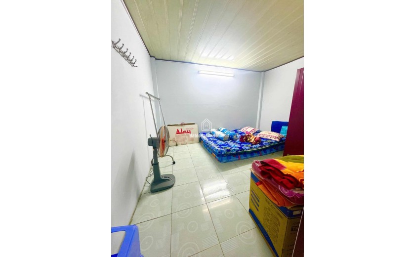 NHÀ 2 TẦNG 41M2(4X10M), GẦN CHỢ LÊ VĂN QUỚI HXH 5M ĐỖ CỬA. BTĐ, BÌNH TÂN. GIÁ RẺ CHỈ 4,35 Tỷ TL.