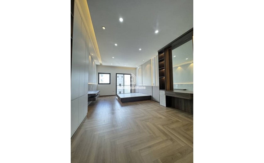 SIÊU PHẨM TĐC - BÁN NHÀ -85M NGỌC THỤY PHÂN LÔ - Ô TÔ TRÁNH VỈA HÈ - GARA - THANG MÁY -2.X.X TỶ