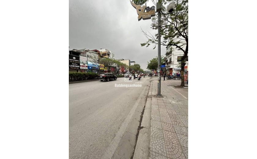 BÁN NHÀ -MẶT PHỐ NGỌC LÂM 53M -LÔ GÓC-KINH DOANH- SẦM UẤT NGÀY ĐÊM - DÒNG TIỀN 30TR/TH