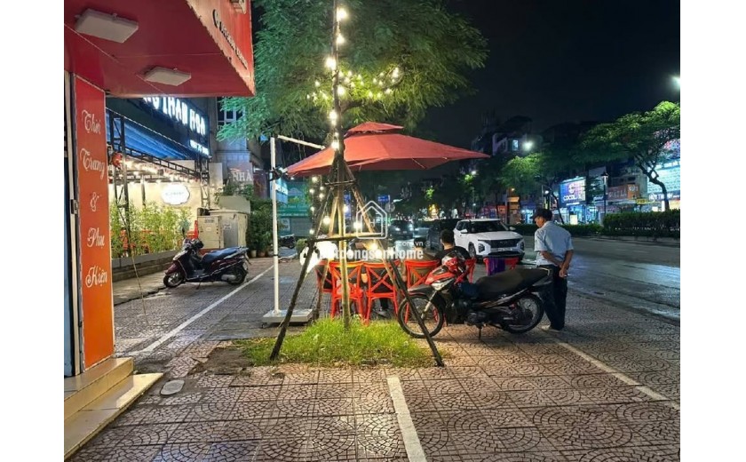 Chỉ 20 tỷ sở hữu ngay Nhà mặt Phố Nguyễn Văn Cừ, Long Biên, KD siêu đỉnh , Lh : 0852789486 Em Phi