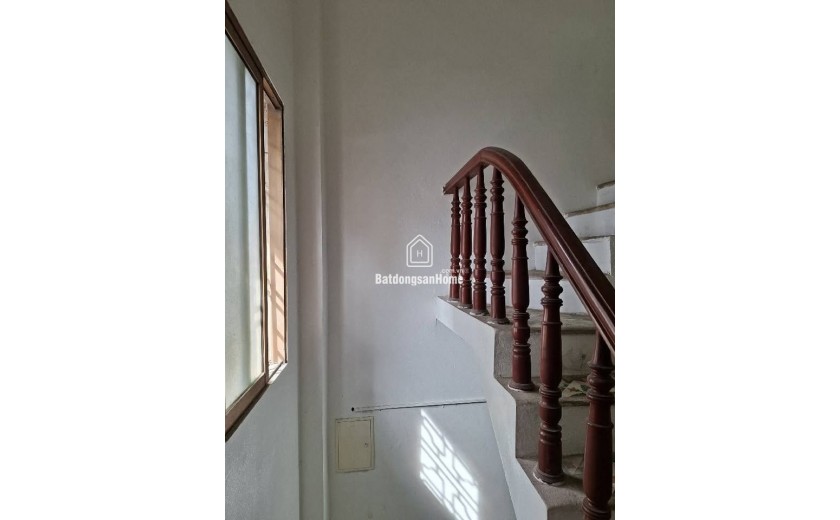 Chỉ 20 tỷ sở hữu ngay Nhà mặt Phố Nguyễn Văn Cừ, Long Biên, KD siêu đỉnh , Lh : 0852789486 Em Phi