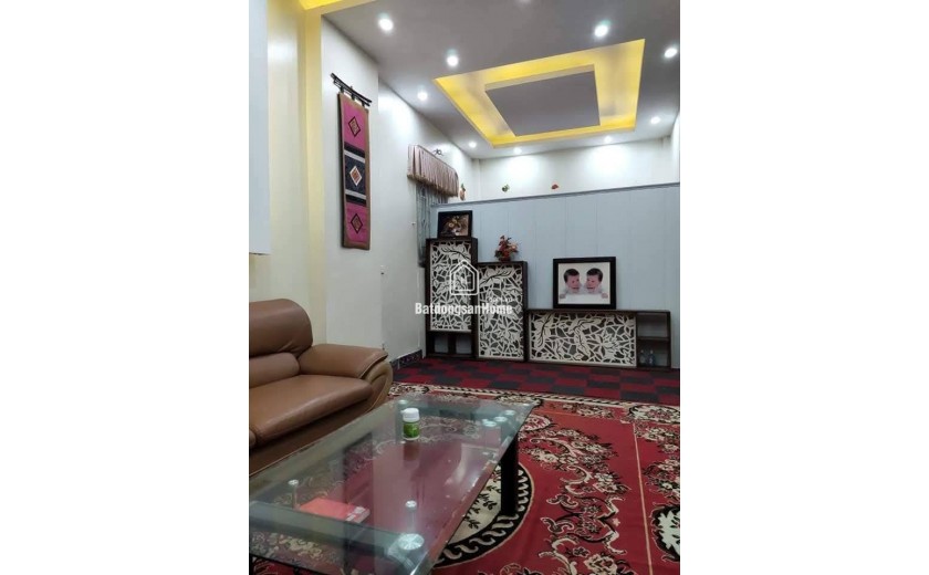 BÁN NHÀ -MẶT PHỐ NGỌC LÂM 53M -LÔ GÓC-KINH DOANH- SẦM UẤT NGÀY ĐÊM - DÒNG TIỀN 30TR/TH