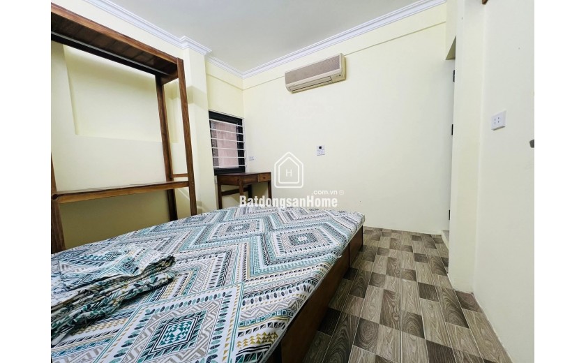 Bán nhà mặt tiền kinh doanh - 2 mặt tiền - 25m2 -Hoàng Hoa Thám - 2 tầng - 2pn - 4.68 tỷ