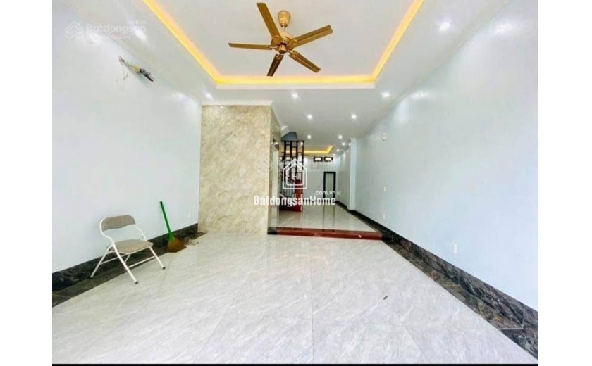 BÁN NHÀ ĐẸP NGỌC THỤY, LB –75M DÂN XÂY, 6PN – GẦN CHỢ – 3 BƯỚC RA Ô TÔ TRÁNH – NHỈNH 13 TỶ