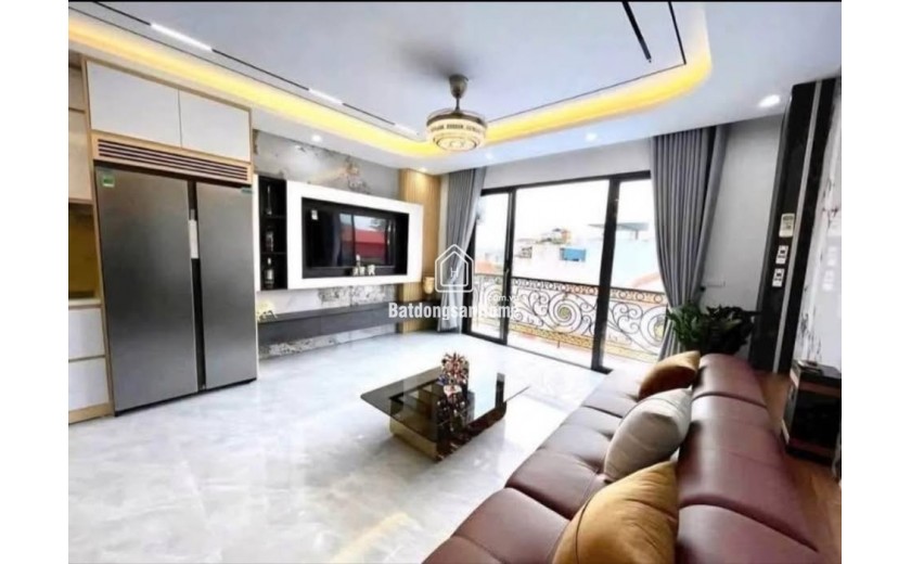 PHÂN LÔ Ô TÔ TRÁNH – NHÀ ĐẸP LONG BIÊN – 42M – 6 TẦNG THANG MAY – MT 5M – CHỈ 9,9 TỶ