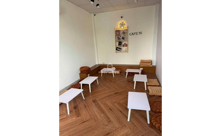 Sang quán trà sữa ( đã set up sạch sẽ gọn gàng chỉ cần vào bán thôi ạ )