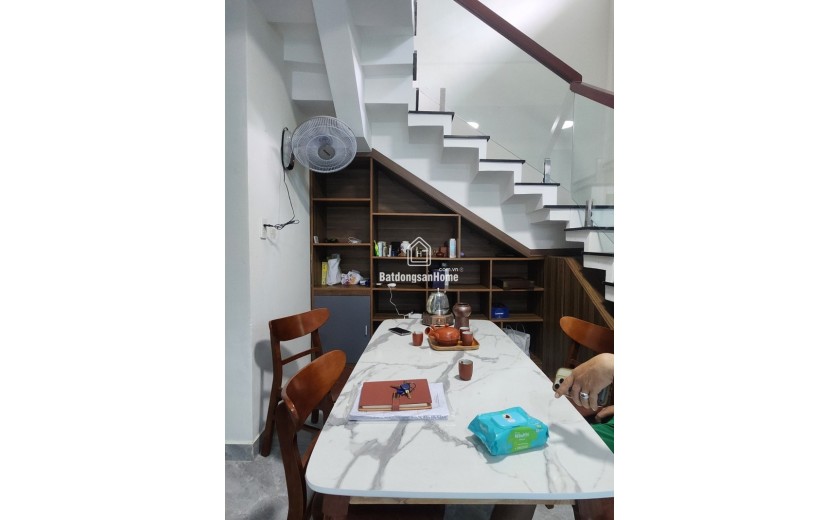 Bán SHOP HOUSE  Lương Định Của, An Phú, Q.2. TP HCM, DT 88m2, 2 tầng, 3PN, giá 7.2 tỷ.