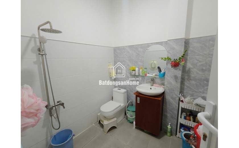 Bán nhà mặt phố đường số 33, Bình Trưng Tây, Q2, TP HCM, DT 85 m2, 4 tầng, 4PN, SH, giá 8.65  tỷ.