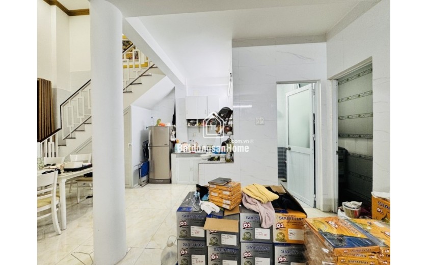 Bán nhà ngõ QL1K, Linh Xuân, Thủ Đức. TP HCM, DT 60m2, 2 tầng, 2PN. Sổ hồng, 4.6 tỷ.