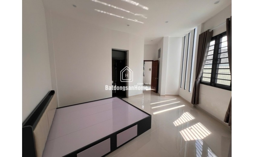 Bán nhà  đường Số 11, Q.9, Tăng Nhơn Phú B. DT 110m2, 2 tầng, 3PN. Sổ hồng, giá 7.35  tỷ.