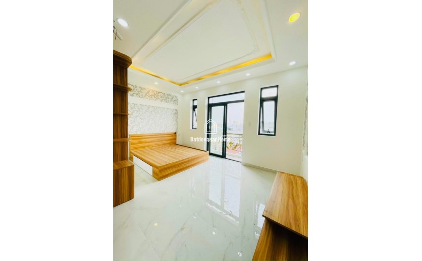 Bán nhà đường 49 Hiệp Bình Chánh, Thủ Đức. 5x19m, 5 tầng, 4PN, SH. Giá 10.6 tỷ.