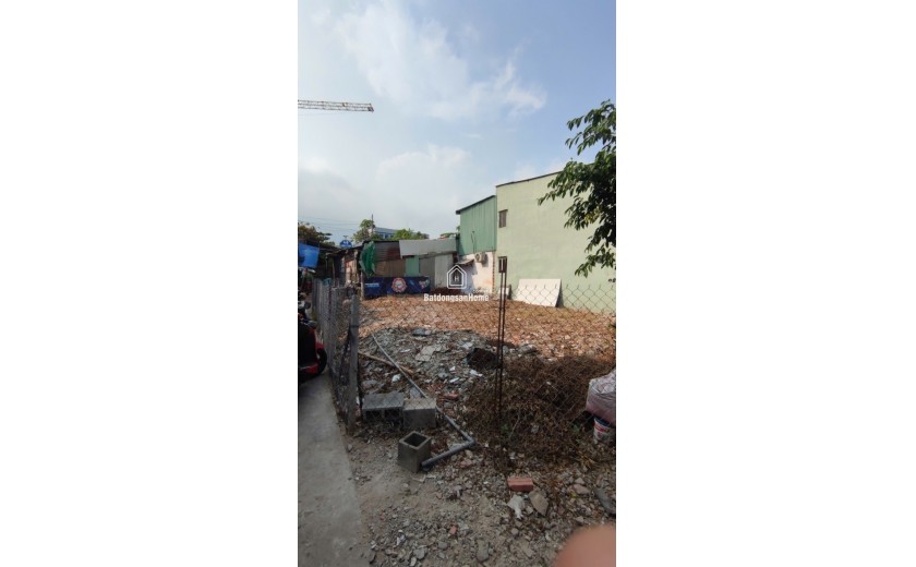 Bán Nhà Lê Trọng Tấn, Tân Phú - 71m2 A4, Ngang 5m, Hẻm xe hơi vào nhà