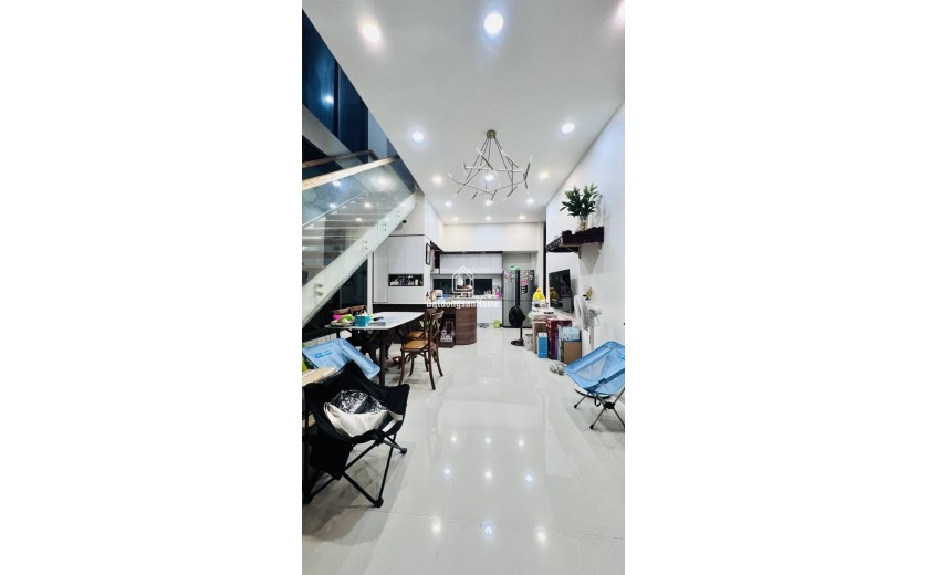 Mặt Tiền Nguyễn Hữu Tiến, Tân Phú - DT 160m2, Ngang 4m5, 4 Tầng