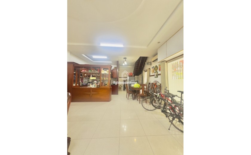 Bán nhà Dương Đức Hiền, Tân Phú - 65m2, Ngang 6.12m - Hẻm 6m thông xe tải