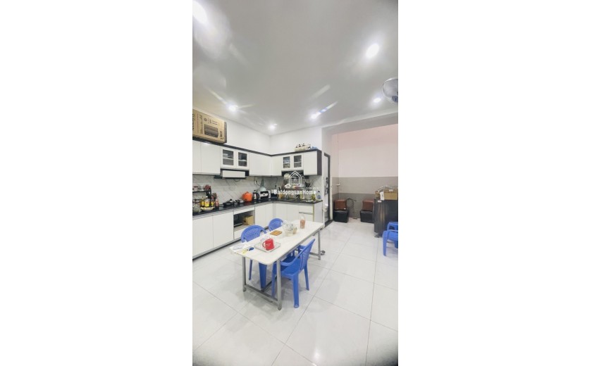 Bán nhà Tân Kỳ Tân Quý, Tân Phú - 64m2, A4 - Hẻm 6m thông xe tải