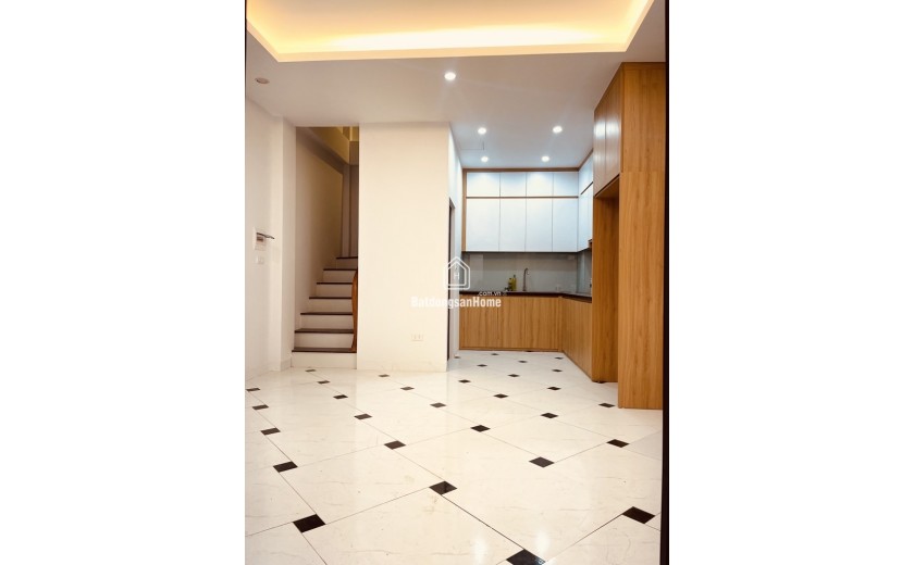 BÁN NHÀ 5 TẦNG MỚI XÂY – Ô TÔ ĐỖ CỔNG – LIÊN MẠC, THƯỢNG CÁT, BẮC TỪ LIÊM – NHỈNH 5 TỶ, CÓ THƯƠNG LƯỢNG