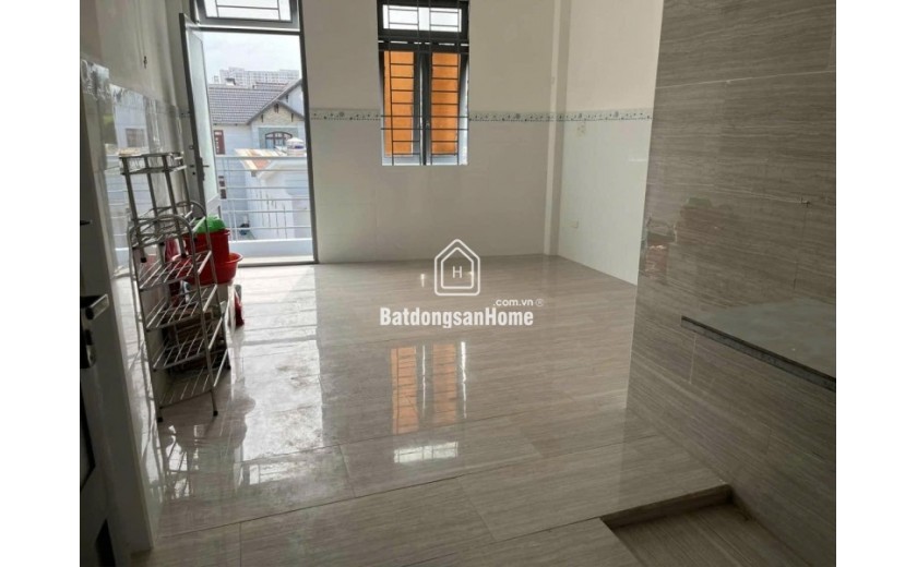 Bán nhà đường Số 6, Linh Tây, Thủ Đức. DT 62m2, 5 tầng, 8 PN, sổ hồng. Giá 7.69 tỷ.