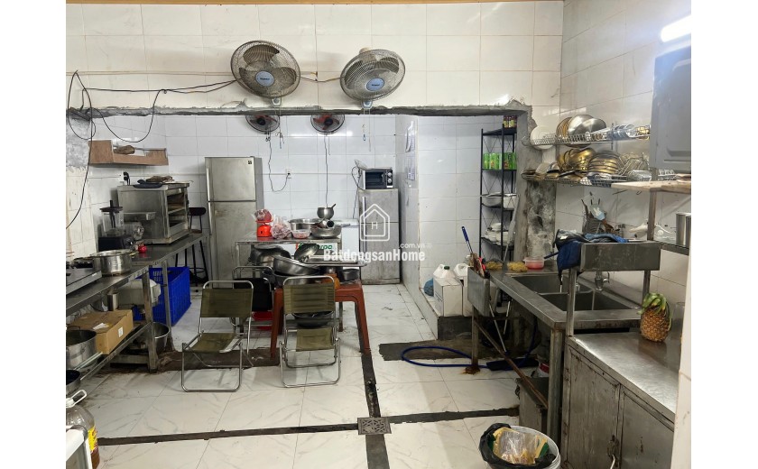 CẦN SANG NHƯỢNG MẶT BẰNG KINH DOANH MẶT TIỀN ĐƯỜNG LÊ LỢI