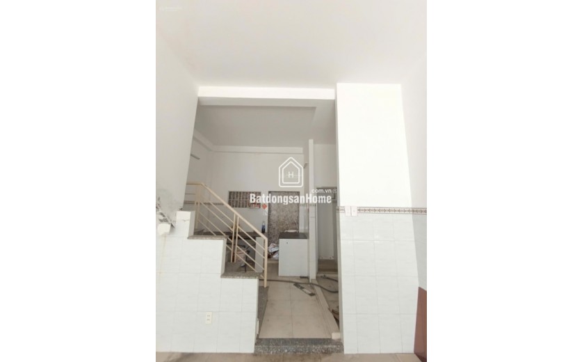 Cách mặt tiền 10m chủ gửi bán nhà 3 tầng, hẻm xe hơi Nguyễn Văn Đậu P5 Bình Thạnh, 40m2. Giá 7.8 tỷ