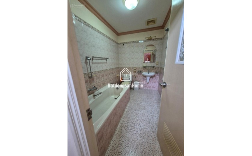 Chủ gấp bán giảm 500tr! Hẻm xe tải - 66.9m2 (4.4x15m nở hậu 4.5m) - 4 tầng BTCT - chỉ 11.5 tỷ