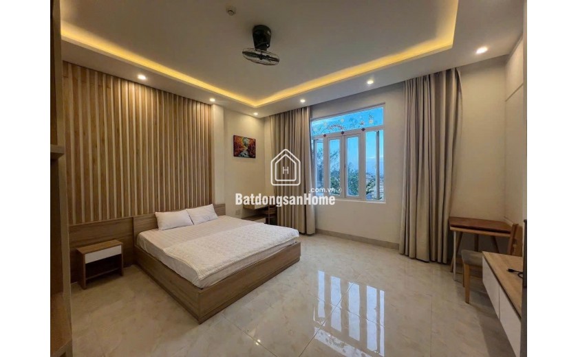 Bán căn hộ mặt tiền Trường Sa – View biển – 9 phòng full nội thất, thu nhập ổn định
