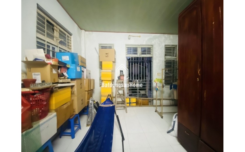 Bán nhà mặt phố, đường Số 26, P Cát Lái, TP HCM, DT 116m2, 3 tầng, 4PN, SH, giá 7.6 tỷ.