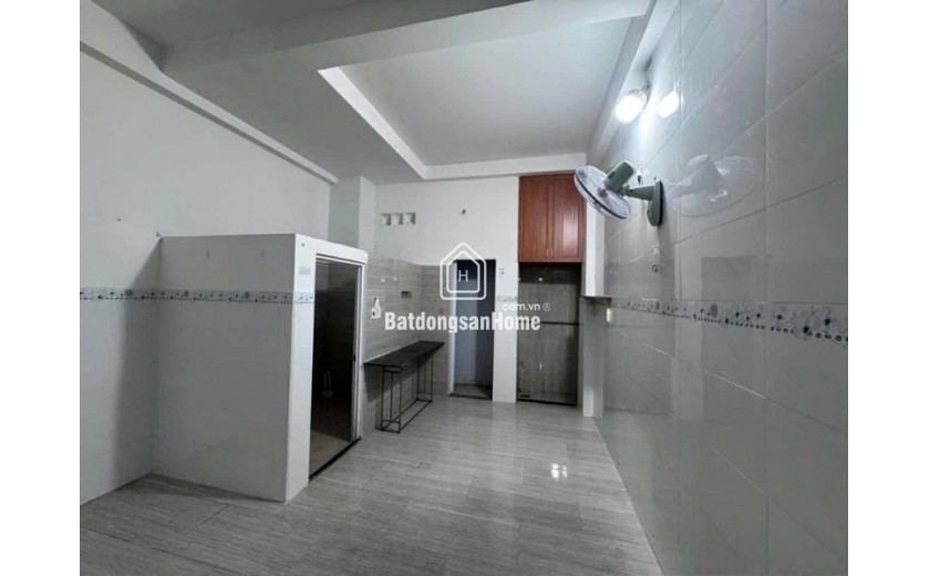 Bán nhà đường Số 6, Linh Tây, Thủ Đức. DT 62m2, 5 tầng, 8 PN, sổ hồng. Giá 7.69 tỷ.