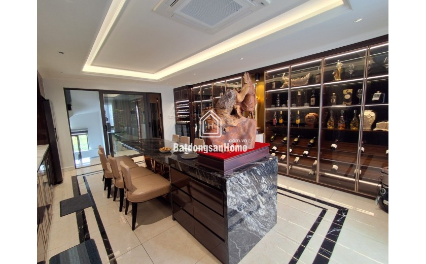 Nhà Đẹp Mới Toanh Phố Trạm, 6 Tầng thang máy, 2 Thoáng, 45M2, Ôtô Full Nội Thất, Giá 9 Tỷ.