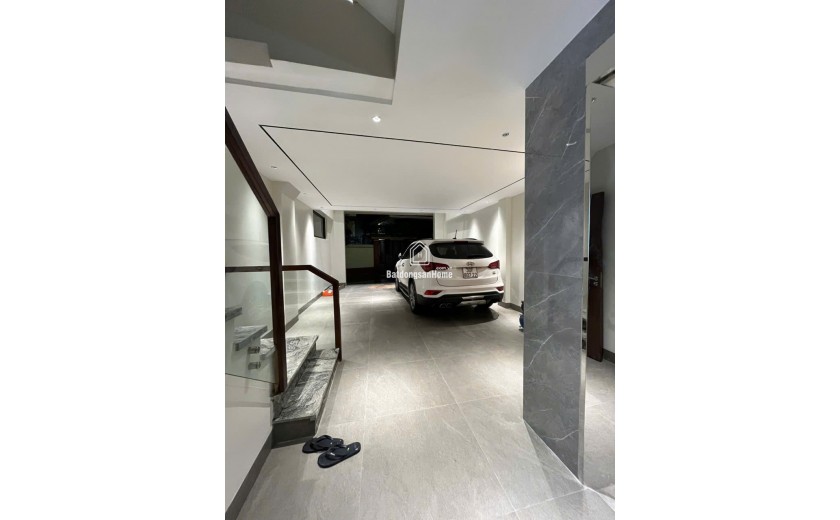 Siêu Phẩm 6 Tầng Thang Máy P.Phúc Đồng, Cạnh VINHOMS, Gara Ôtô, 40m2, Gía 9,6 Tỷ.