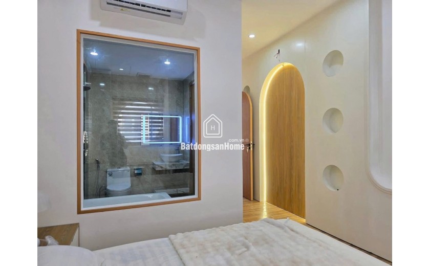 Bán nhanh nhà Hoàng Như TIếp,50M,6 tầng thang máy,ngõ thông,full NT.Hơn 12 tỷ