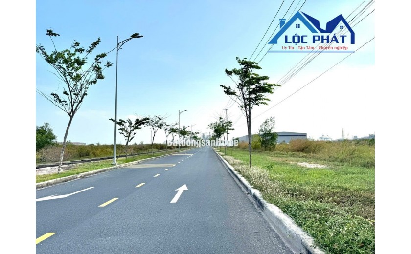 Bán đất SKK 2,5ha KCN Phú Mỹ, Bà Rịa Vũng Tàu, 139$/m2