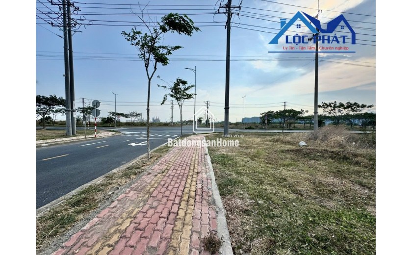 Bán đất SKK 2,5ha KCN Phú Mỹ, Bà Rịa Vũng Tàu, 139$/m2