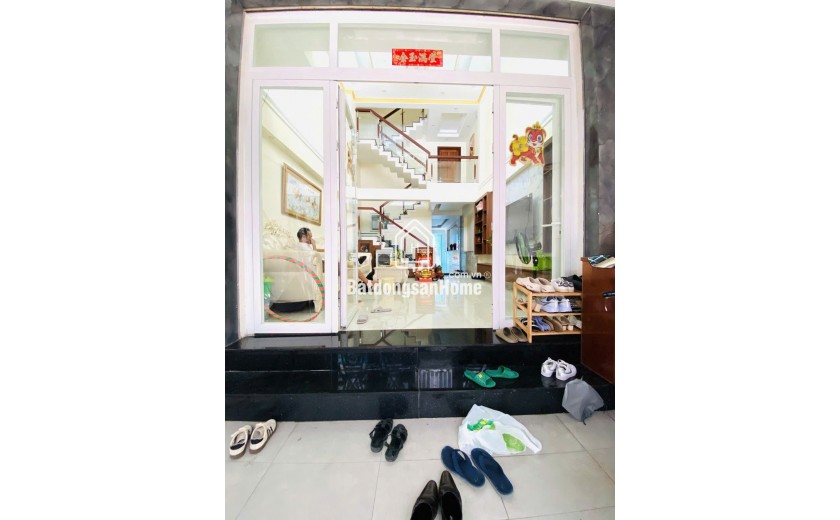 Bán Nhà Mặt Tiền Hẻm Đường Phạm Hữu Lầu, Giáp Phú Mỹ Hưng 4.6 x16 CHỉ 7 Tỷ 9