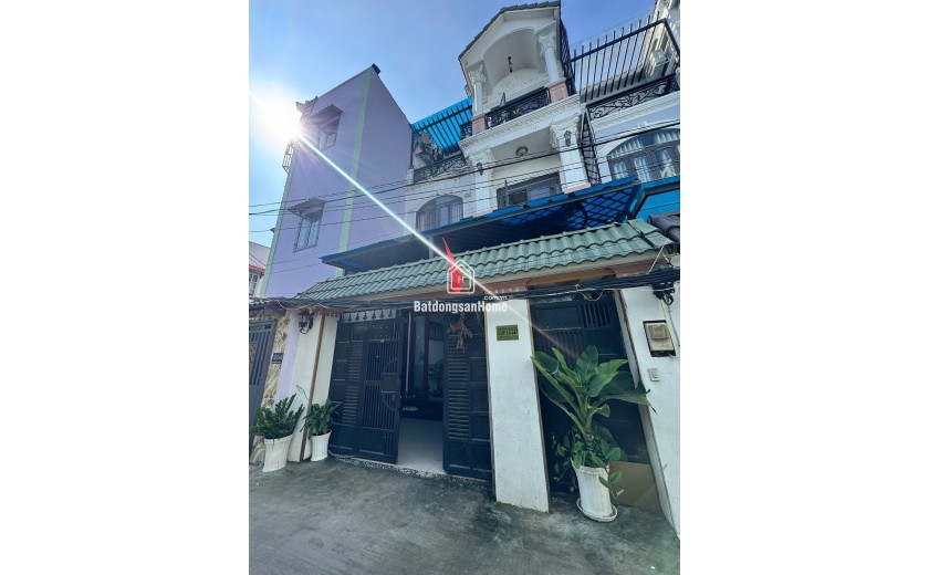 SIÊU PHẨM NHÀ PHỐ QUẬN 7 – HẺM XE HƠI 5M – NGANG KHỦNG – 7TY4
