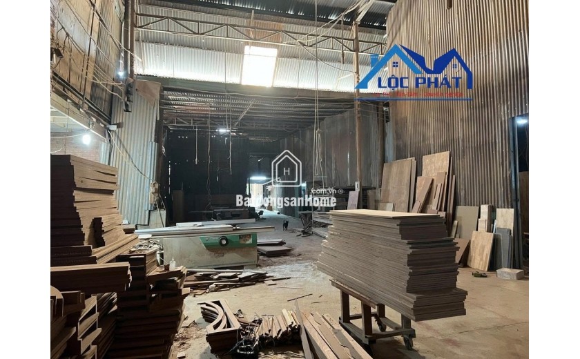 Cho thuê xưởng 1400m2 35tr p Long Bình, TP Biên hòa Đồng Nai giá rẻ