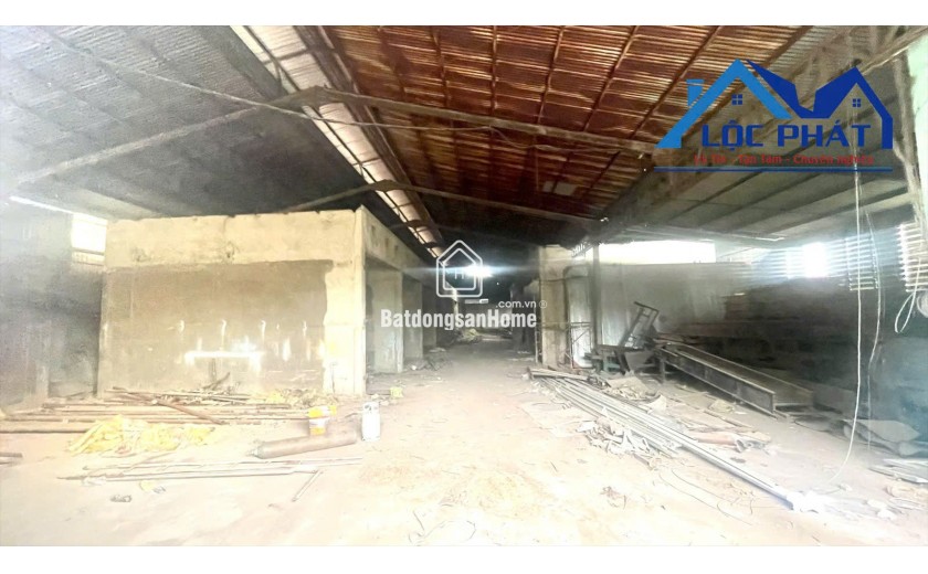 Cho thuê xưởng 1400m2 p Tân Hòa, Tp Biên Hòa, Đồng Nai giá 40tr 250kva