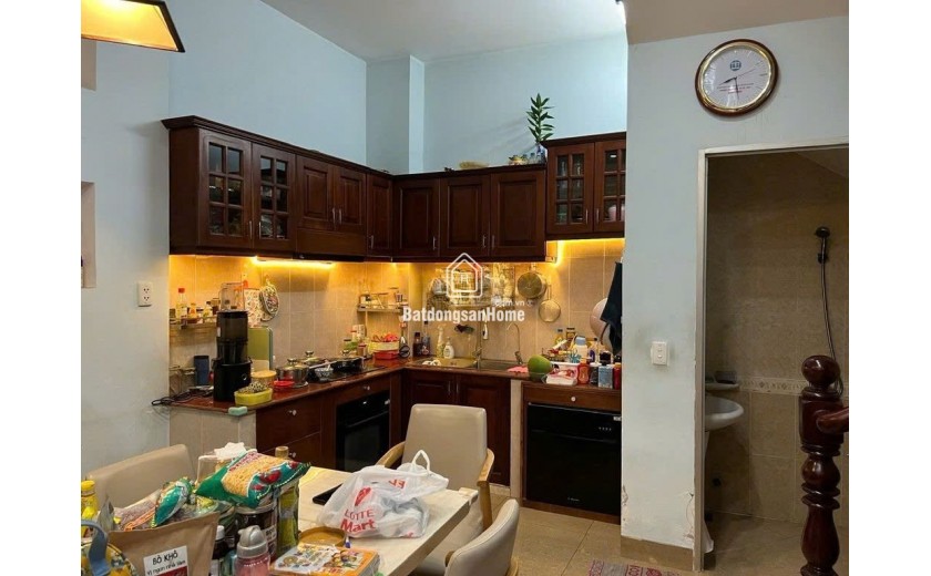 CHO THUÊ NHÀ ĐẸP FULL NỘI THẤT CAO CẤP-CỘNG HOÀ-2 TẦNG-3PN-CHỈ 15TR