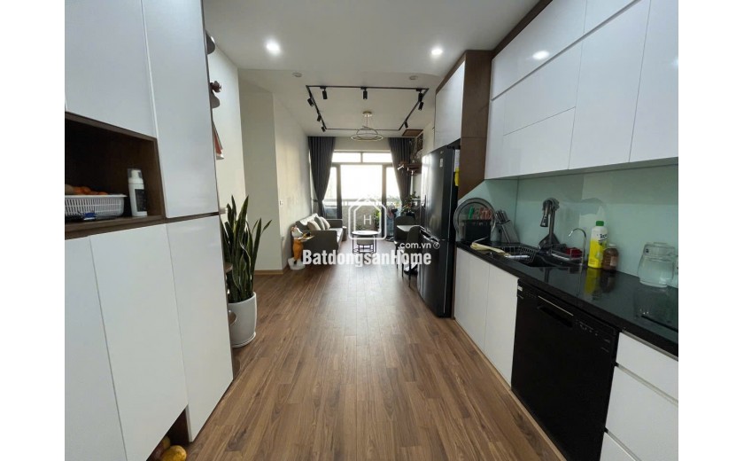 BÁN CHUNG CƯ QUẬN NAM TỪ LIÊM 82M TẦNG TRUNG CHỈ 72TR/M2, NỘI THẤT ĐẦY ĐỦ.