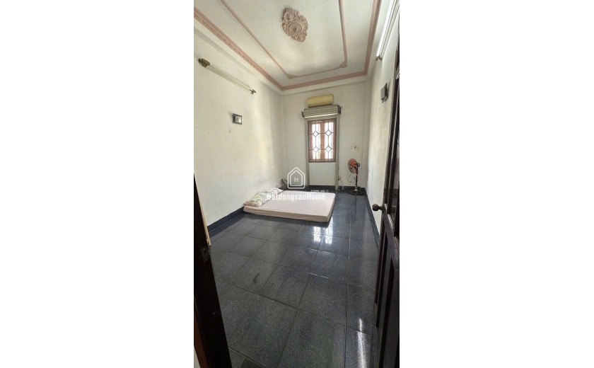 Nhà nguyên căn cho thuê – Cách Mạng Tháng 8, P.7, Q.Tân Bình- 15tr/ tháng