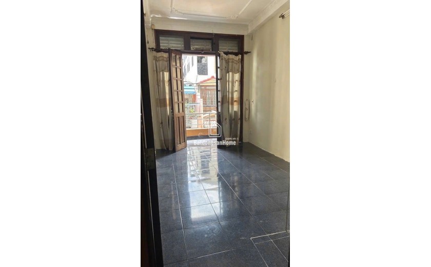 Nhà nguyên căn cho thuê – Cách Mạng Tháng 8, P.7, Q.Tân Bình- 15tr/ tháng